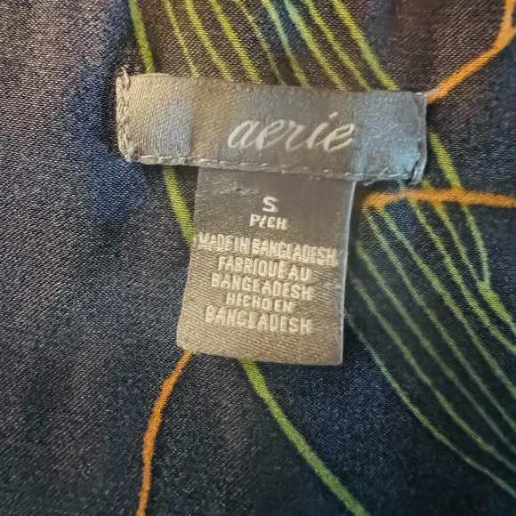 Aerie Navy, Black, Red and Green Patterned Sleeveless Tiered Dress Size Small - Picture 7 of 8